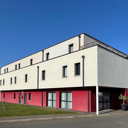 Brit Hotel Confort Лош Екстер'єр фото